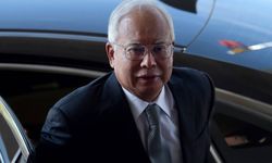 Mahkum edilen eski Malezya Başbakanı yeniden yargılanmak istiyor