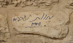 Fanatik Siyonistler, Ermeni kilisesi duvarına ırkçı yazılar yazdı