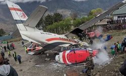 Nepal'de uçak düştü