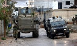 İşgal rejimi Batı Şeria'da 13 Filistinliyi yaraladı