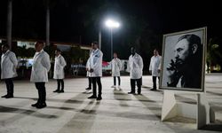 Küba, Türkiye’ye 32 kişilik sağlık ekibi gönderdi
