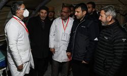 Selçuk Bayraktar'dan İran'ın sahra hastanesine ziyaret