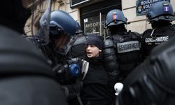 Fransa'daki gösterilerde gözaltı sayısı 201'e çıktı