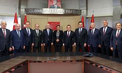 Kılıçdaroğlu Belediye Başkanları ile bir araya geldi