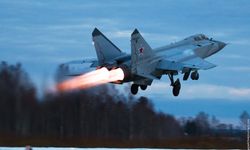 Rusya’da MiG-31 tipi savaş uçağı düştü
