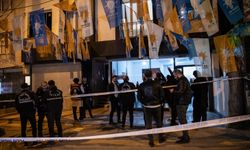 İstanbul'da AK Parti seçim irtibat bürosu önünde silahla ateş açıldı
