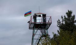 Azerbaycan, Laçın sınır kontrol noktasındaki geçişleri geçici olarak durdurdu
