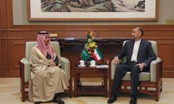 İran ve Suudi Arabistan dışişleri bakanları 7 yıl sonra bir araya geldi