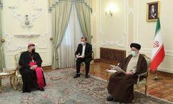 Vatikan'ın Tahran büyükelçisinden İran'daki kadınların eğitimine övgü