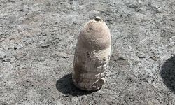 Temel kazısı sırasında top mermisi bulundu