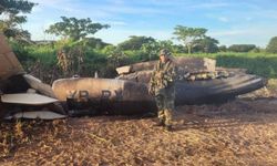 Venezuela hava sahasına giren uçağı düşürdü