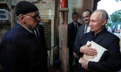 Putin: Rusya'da Kur’an-ı Kerim'e saygısızlık suçtur