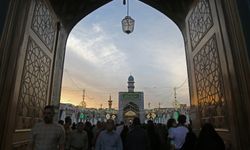 İran'daki İmam Ali Rıza'nın mübarek türbesi her yıl milyonlarca ziyaretçiyi ağırlıyor