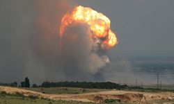 Kırım’da askeri üstte yangın: 2 bin kişi tahliye edildi