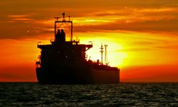 Endonezya, İran petrol tankerine el koydu