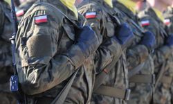 Polonya askeri birliklerini Belarus sınırına kaydıracak