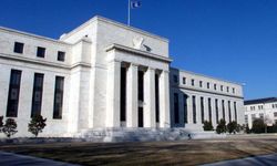Fed faizi 22 yılın en yüksek seviyesine yükseltti