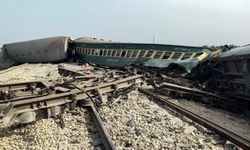 Pakistan'daki treni kazasında ölü sayısı 30'a yükseldi