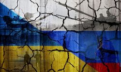 Ukrayna: Askerlerimiz özel operasyon çerçevesinde Kırım'a girdi