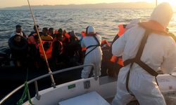 İzmir açıklarında 166 düzensiz göçmen yakalandı, 25 göçmen kurtarıldı