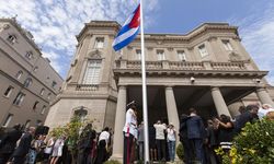 Küba'nın Washington Büyükelçiliğine molotofkokteyli atıldı