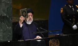 İran Cumhurbaşkanı Reisi dünyaya Kuran-ı Kerim'le seslendi