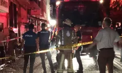 Fatih'te otelde yangın paniği: 40 kişi tahliye edildi
