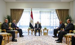 Hakan Fidan Mısır Cumhurbaşkanı Sisi ile görüştü