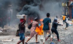 Haiti'de bir minibüse düzenlenen silahlı saldırıda 10 kişi öldü