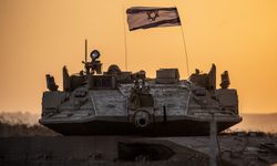 Haaretz: İşgalcilere ait bir tank 7 Ekim'de Siyonist esirlere ateş açtı
