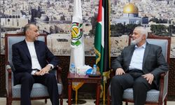 İran Dışişleri Bakanı, İsmail Heniyye ve  Ziyad en-Nahhale ile görüştü