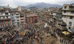 Nepal'de 5,6 büyülüğünde deprem: 128 can kaybı