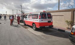 Filistin Kızılayı: Siyonist İsrail topçu atışıyla merkezimize saldırdı