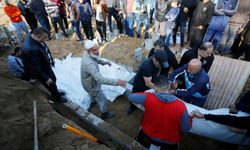 Şehit Filistinliler artık mezarlıklara sığmıyor