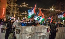 Hollanda'da soykırımcı İsrail hakkında suç duyuruları yapılıyor