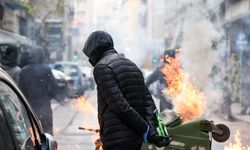Yunanistan’da öğrenciler 3 gündür sokakta