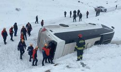 Sivas'ta otobüs kazası: 14 yaralı