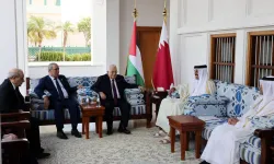 Mahmud Abbas, Katar Emiri ile Refah saldırılarını görüştü