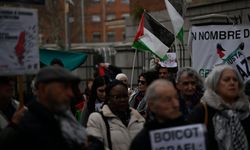 İspanya'da 180'den fazla Katolik derneğin üyeleri Siyonist İsrail'i protesto etti