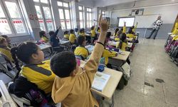 Deprem bölgesindeki 5 ilde eğitim öğretime bir günlük ara
