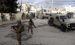 Siyonist İsrail güçleri, Batı Şeria'nın Eriha şehrini giriş çıkışlara kapattı