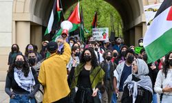 Filistin destekçisi öğrenciler antisemitizmle suçlanıyor