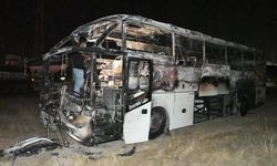Pakistan'da yolcu otobüs vadiye düştü: 28 kişi öldü