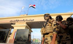 Mısır: Bir güvenlik personeli hayatını kaybetti