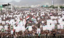 Yemen’de yüz binlerce kişinin katılımıyla Gazze’ye destek gösterileri düzenlendi