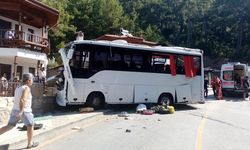 Muğla'da tur otobüsünün freni boşaldı: 1 ölü, 32 yaralı