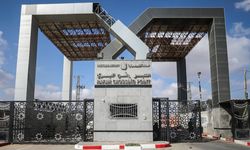 Mısır, sınır kapılarını açması için Siyonist İsrail'e baskı yapılmasını istedi