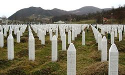 AB: Srebrenitsa Soykırımı Avrupa tarihinin en karanlık anlarından biri