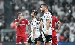 Beşiktaş Sivasspor'u 2 golle geçti