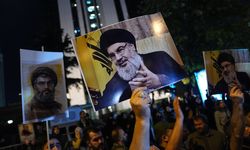 Hasan Nasrallah'ın şehit edilmesi İstanbul'da protesto edildi